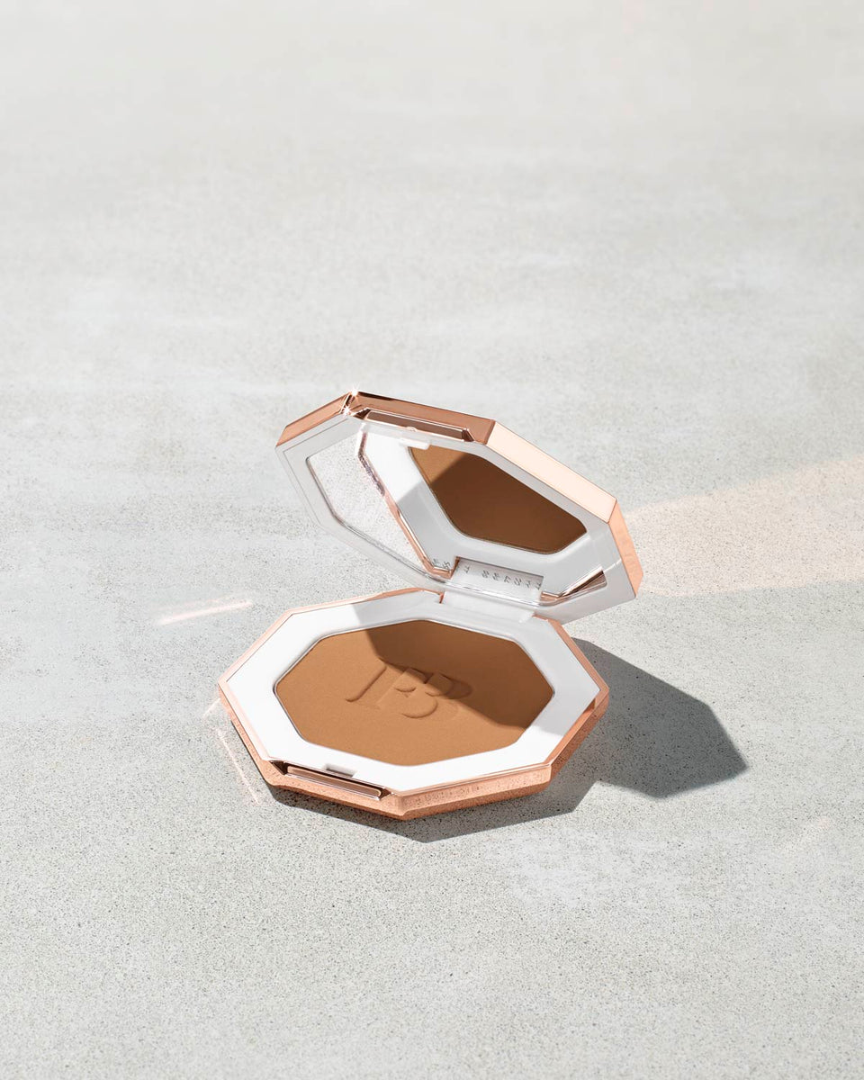 Sun Stalk'r Instant Warmth Bronzer Fenty Beauty - Main Image