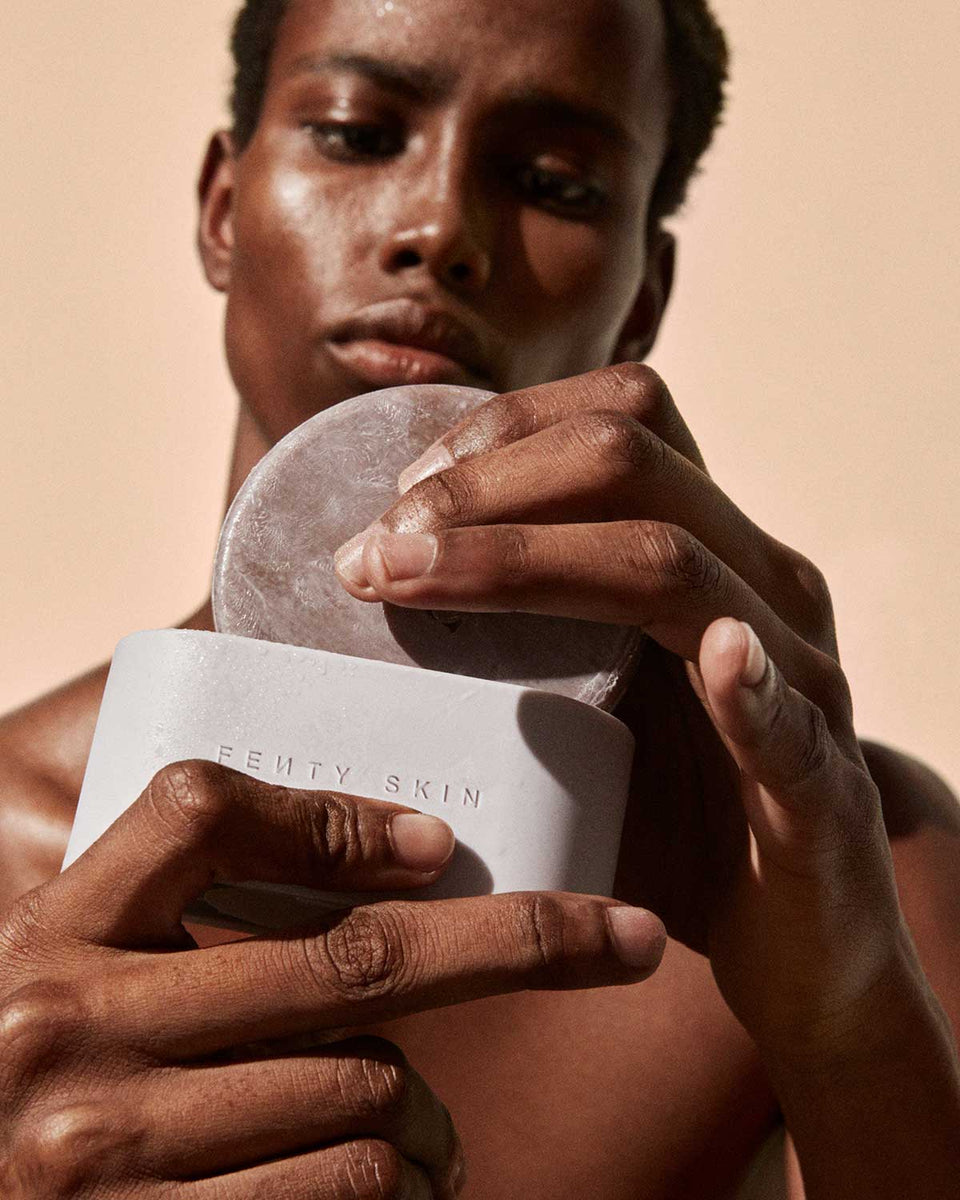 Cocoa Cleans'r All-Over Cleansing Bar + Soap Dish | Fenty Skin – Fenty  Beauty + Fenty Skin