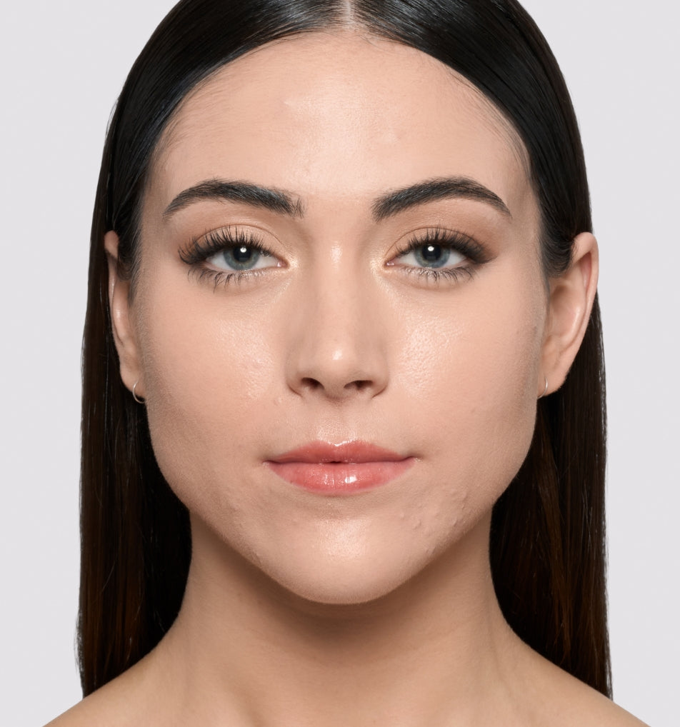 Light 176C | Pro Filt'r Fluid Flex Natural Matte Longwear Foundation