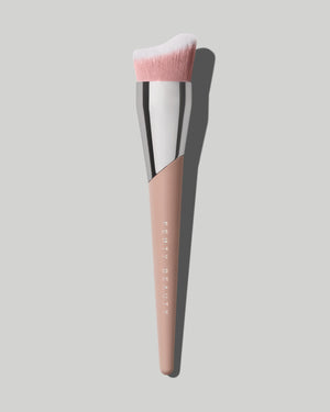 Fluid Flex Foundation Brush 165