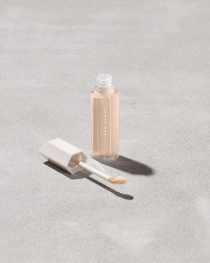 We're Even Hydrating Longwear Concealer — 150N
