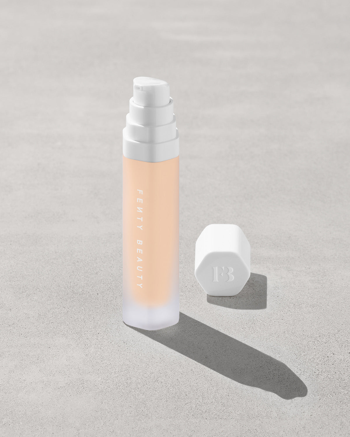 Soft'lit Naturally Luminous Longwear Foundation — 160