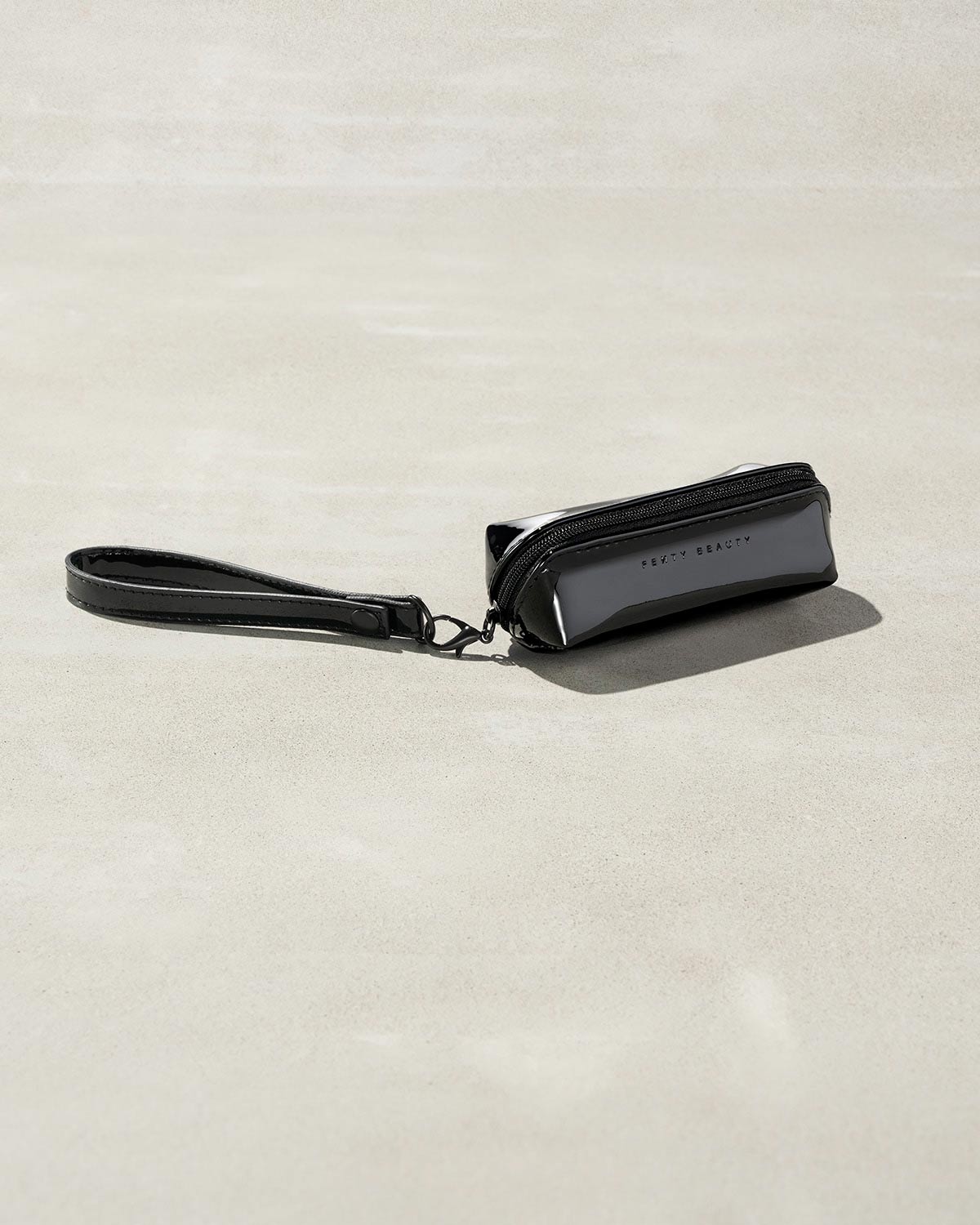 LIPSTICK TRAVEL BAG, 