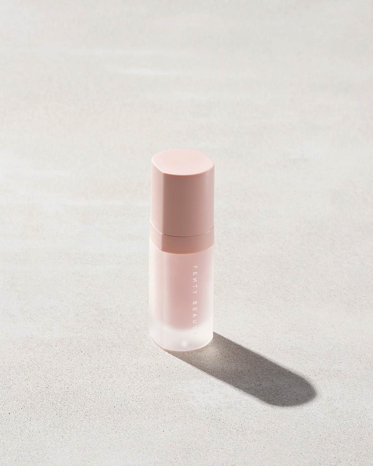 Fenty Beauty Pro Filt'r Hydrating Primer - Thumbnail 5