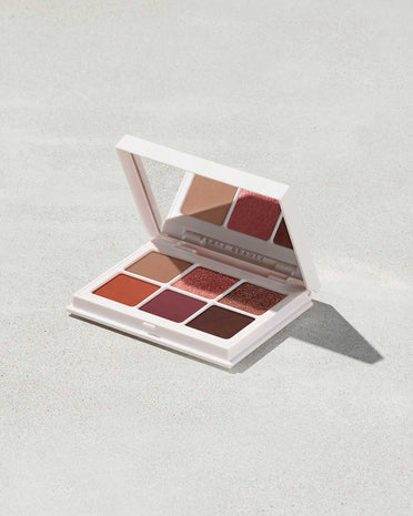 Snap Shadows Mix & Match Eyeshadow Palette shown in shade Deep Neutrals