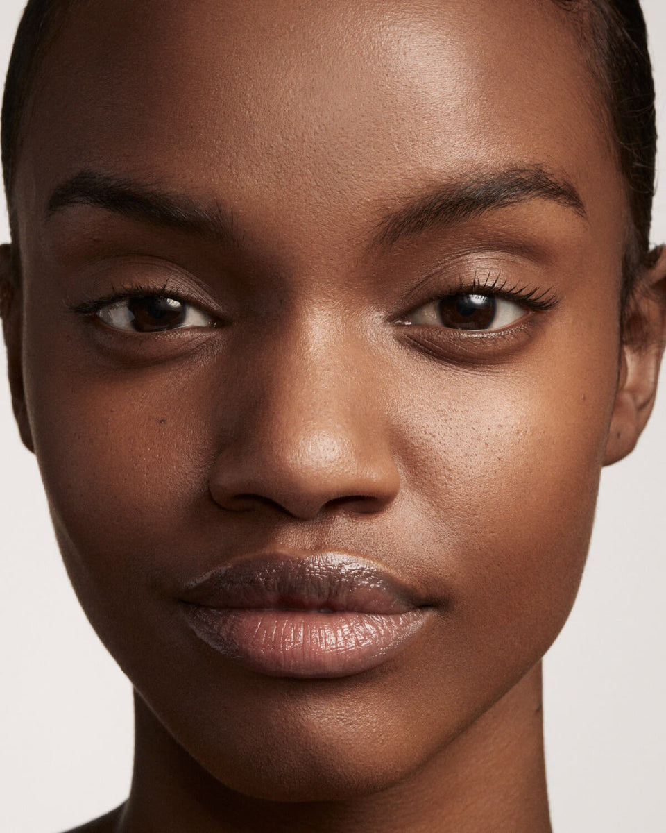 Makeup Tips for Dark Skin: 8 Products and Tutorials